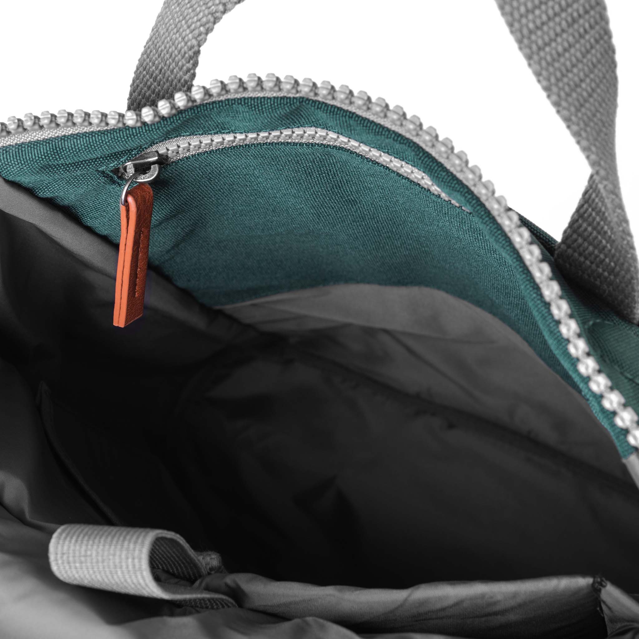 Finchley Backpack Small Recycled Canvas - Forest