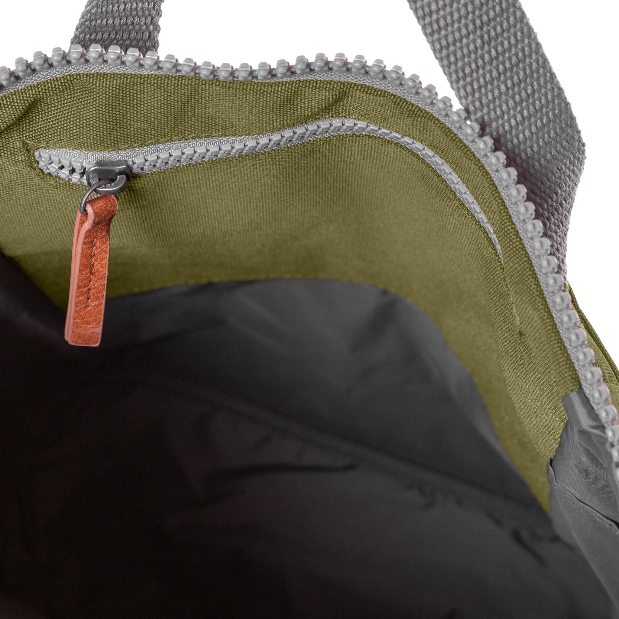 Finchley Backpack Medium Recycled Canvas