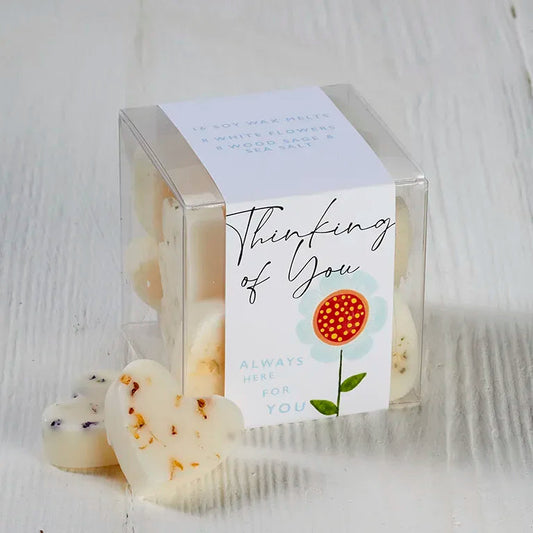 Thinking of You – 8 x White Flowers – 8 x Wood Sage & Sea Salt Wax Melts