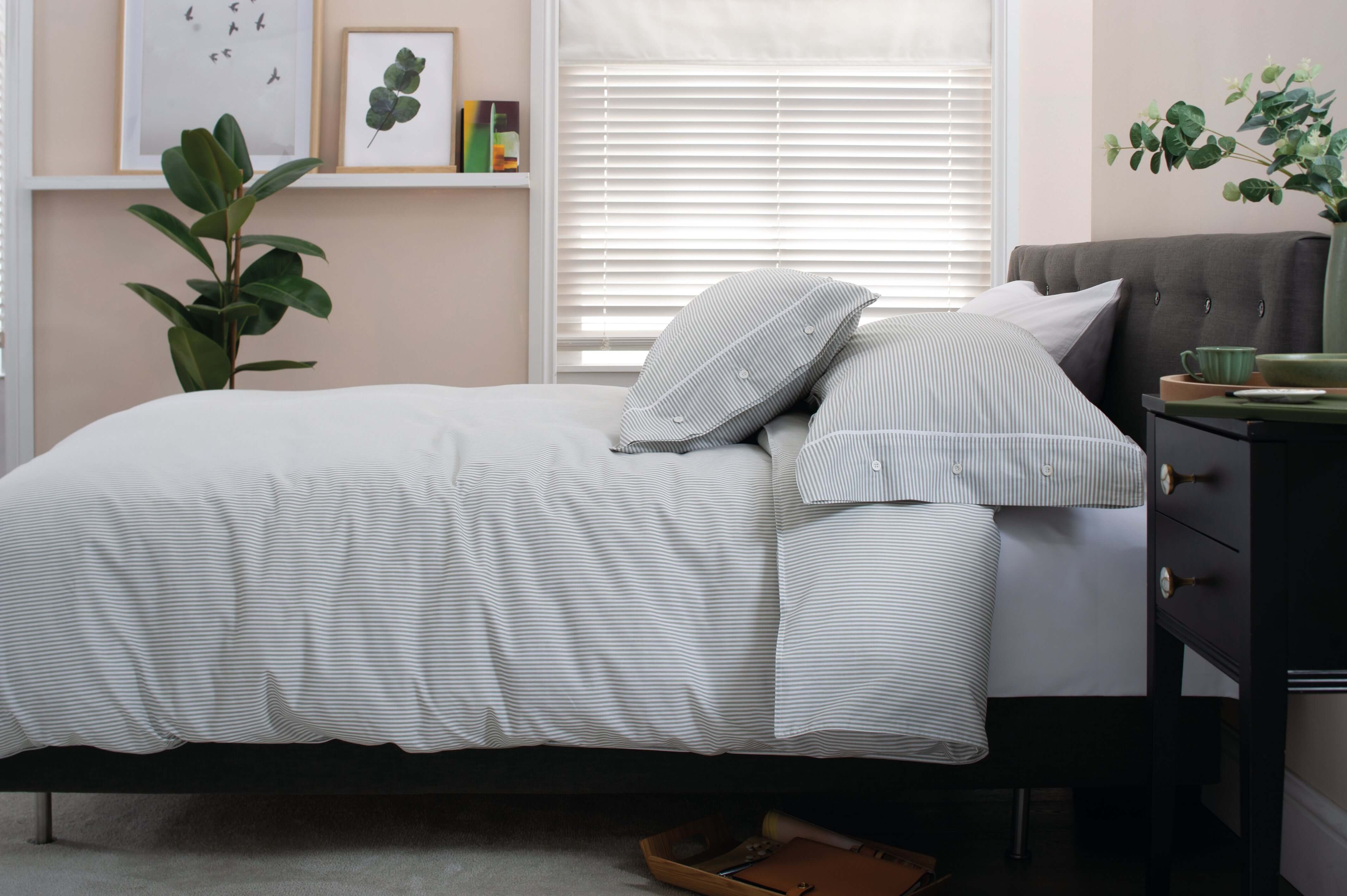 Southport Cotton Duvet Set with Button Cuff Detail