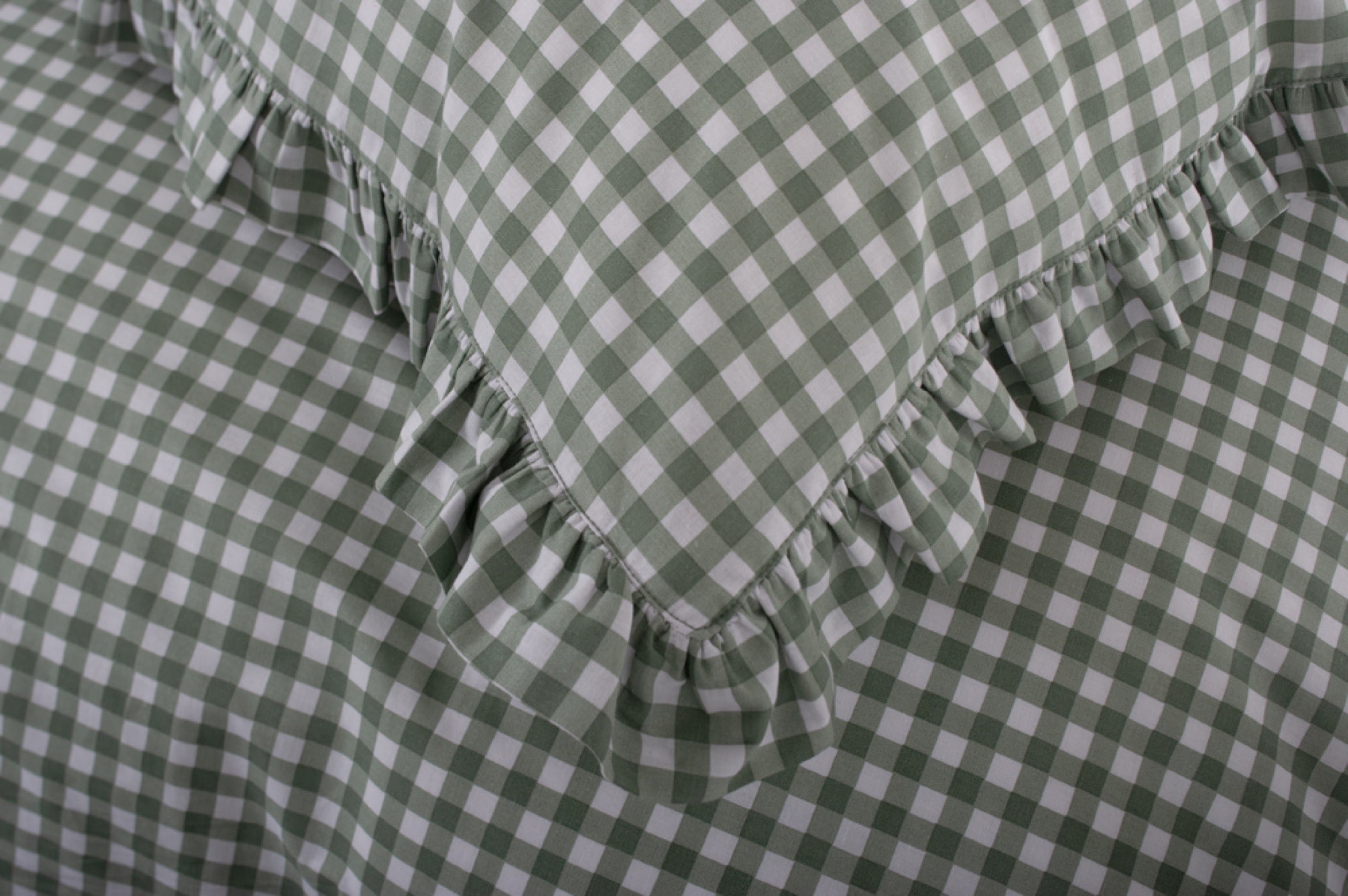 Gingham Frilled Duvet Set