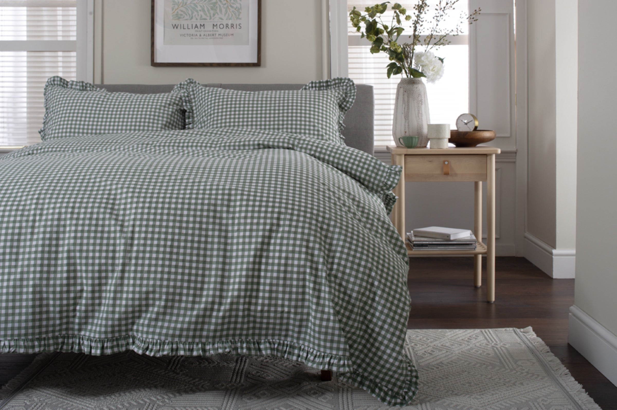 Gingham Frilled Duvet Set