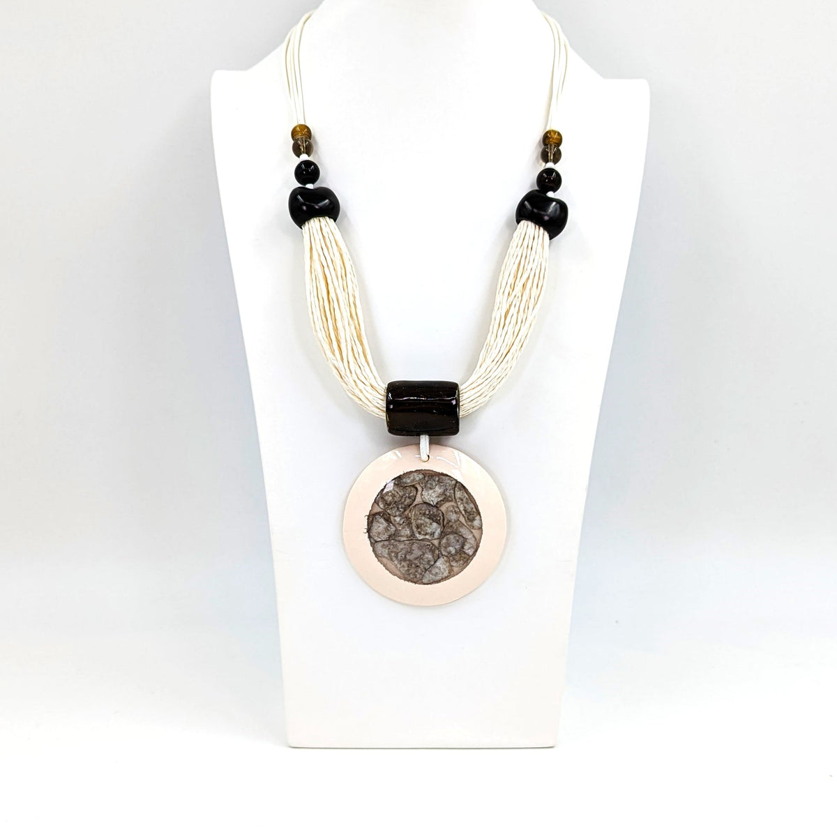 Luxury twine necklace with resin disc and shell inlay and cord