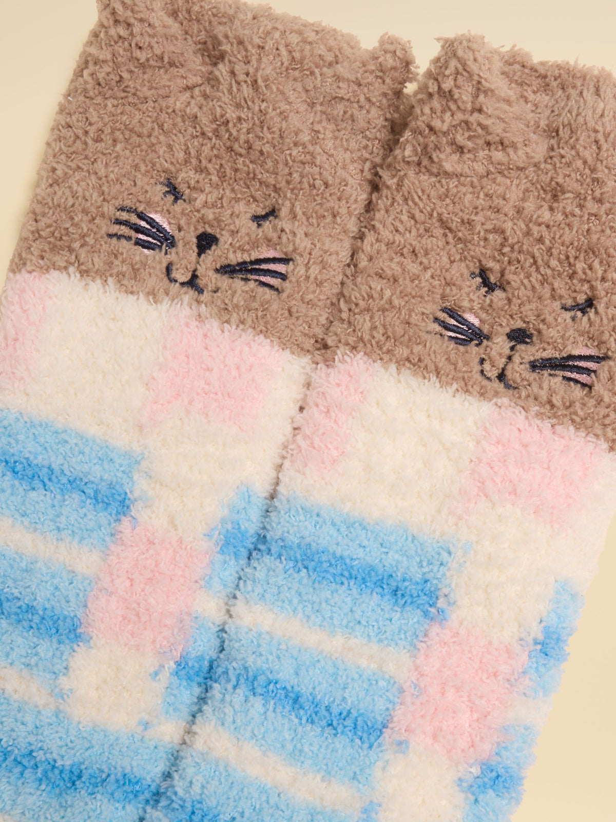 Fluffy Socks - Blue Cat