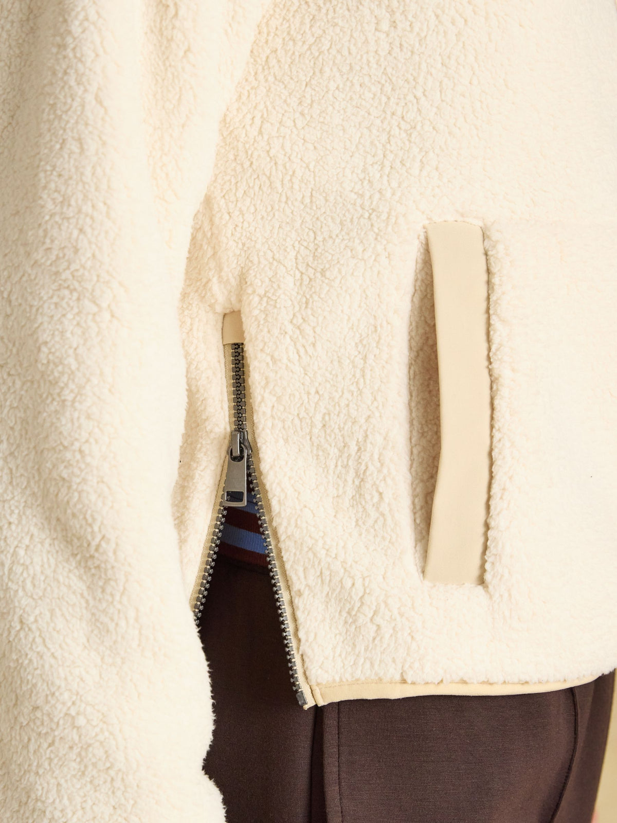 Short Tilly Cropped Quarter Zip Fleece - Cream