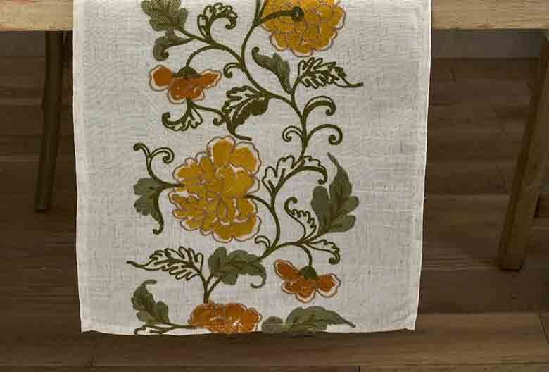 Embroidered autumn flower runner
