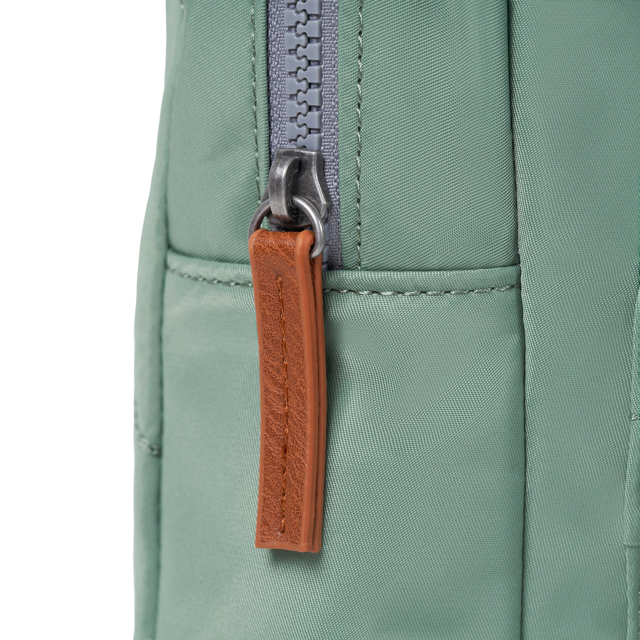 Willesden Sling Bag Large Recycled Nylon - Frost