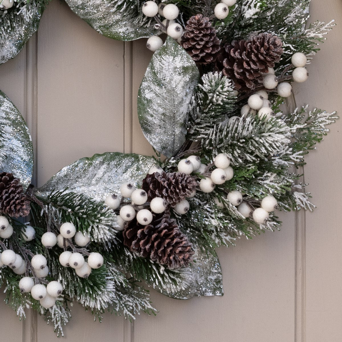 Faux Collyweston Snowy Berry Christmas Wreath