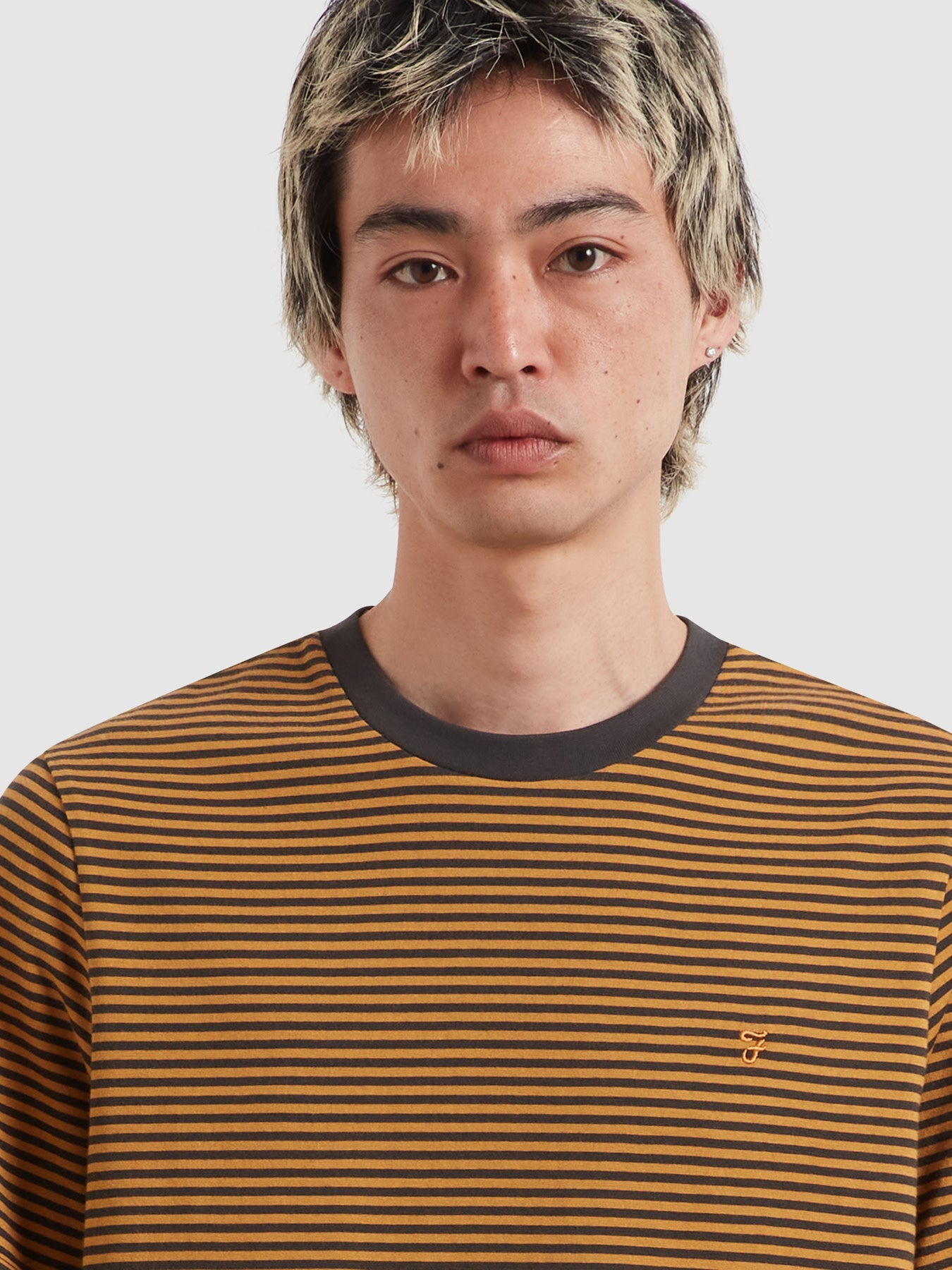 Castle Stripe T-Shirt In Washed Black
