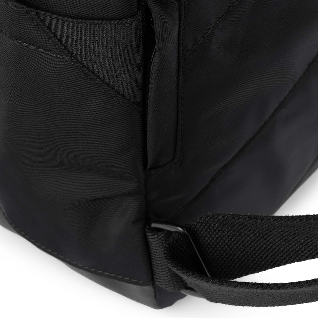 ALL BLACK CAMDEN P RECYCLED NYLON - RUTHERFORD & Co