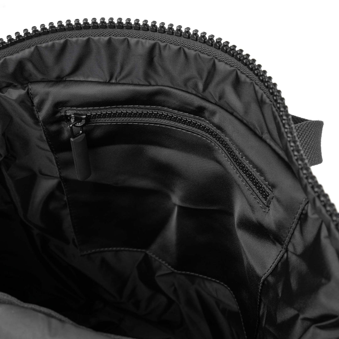 ALL BLACK CAMDEN P RECYCLED NYLON - RUTHERFORD & Co