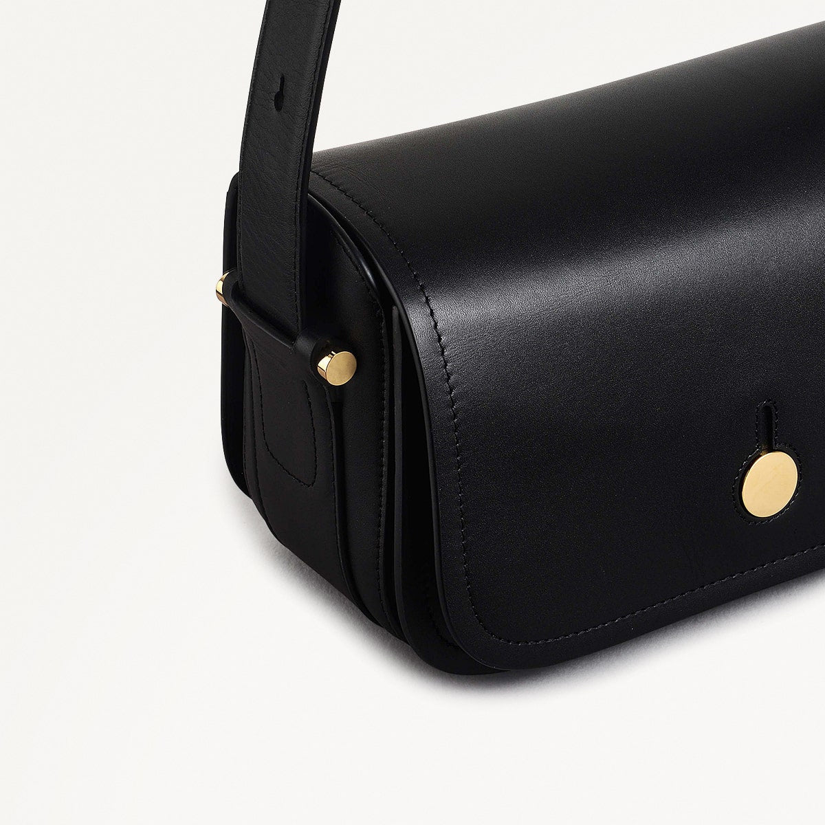 BATHURST MEWS/BLACK/MEDIUM FLAPOVER CROSSBODY - RUTHERFORD & Co