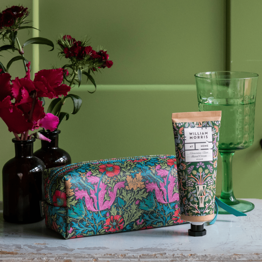 Beautiful Sleep Makeup Bag with Hand Cream - RUTHERFORD & Co