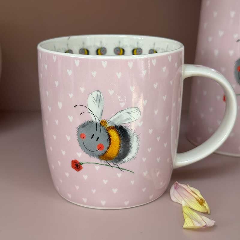 Bee and Flower Mug - RUTHERFORD & Co
