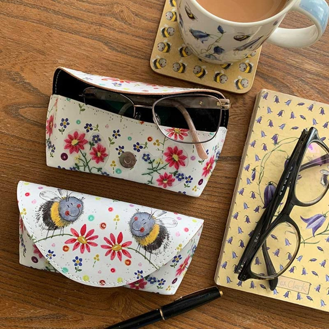 Bees and Flowers Spectacle Case - RUTHERFORD & Co