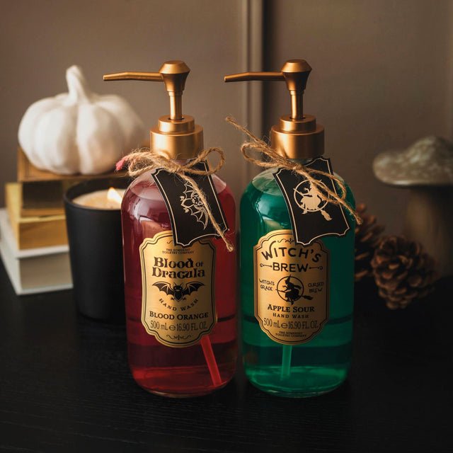Blood of Dracula Halloween Hand Wash 490ml - RUTHERFORD & Co