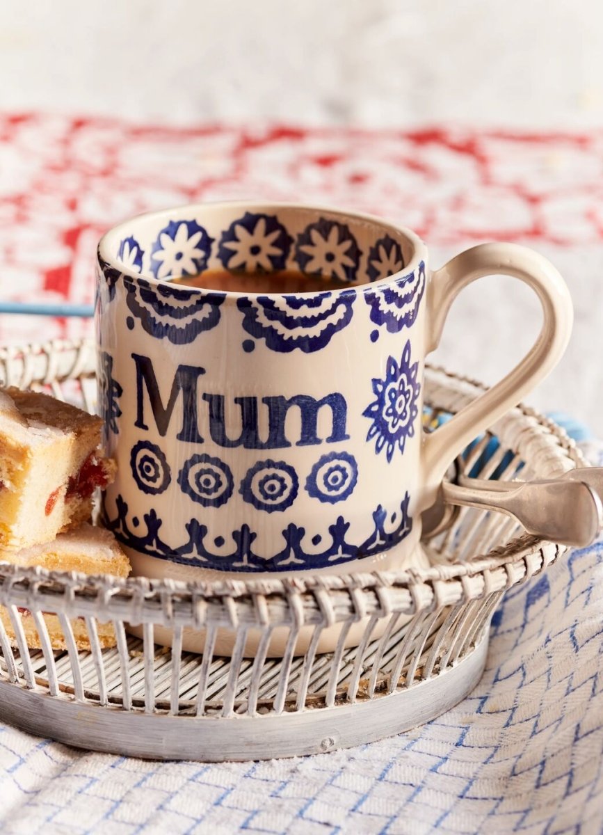 Blue Hen & Border Mum 1/2 Pint Mug - RUTHERFORD & Co
