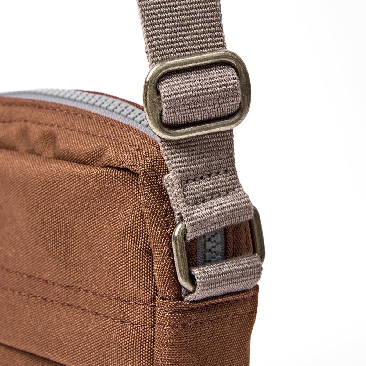 Bond Pocket Crossbody Bag in Cinnamon - RUTHERFORD & Co