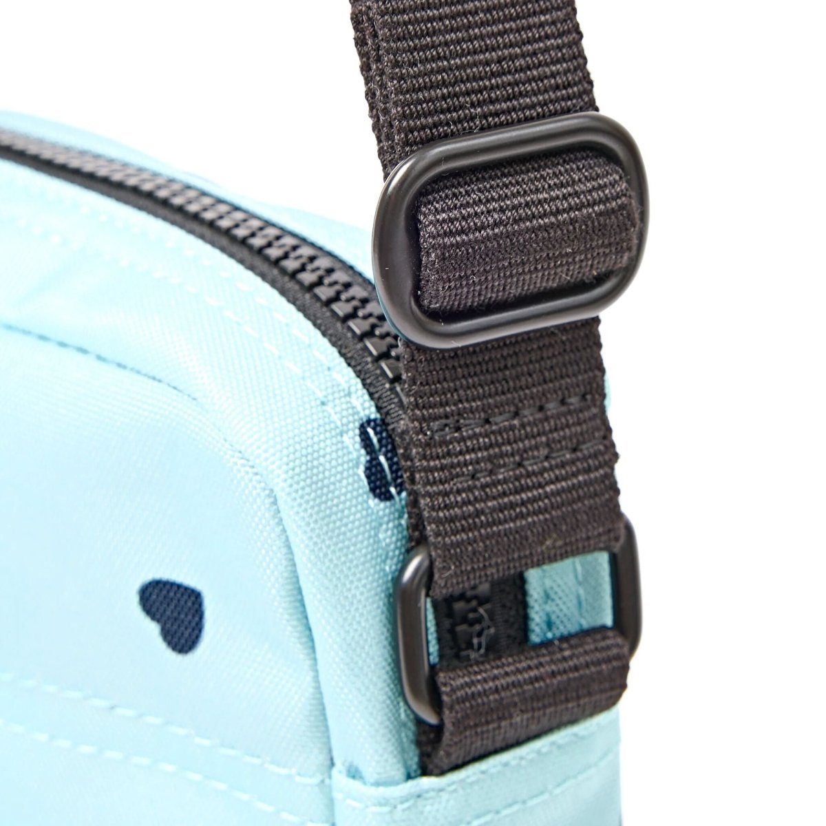 Bond Pocket Crossbody Bag in Heart Print - RUTHERFORD & Co