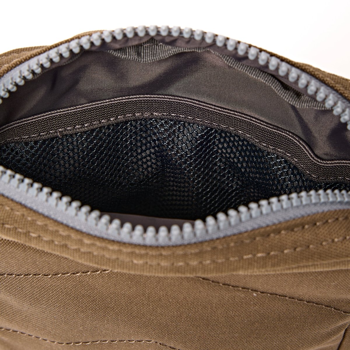 Bond Pocket Crossbody Bag in Sea Spray - RUTHERFORD & Co