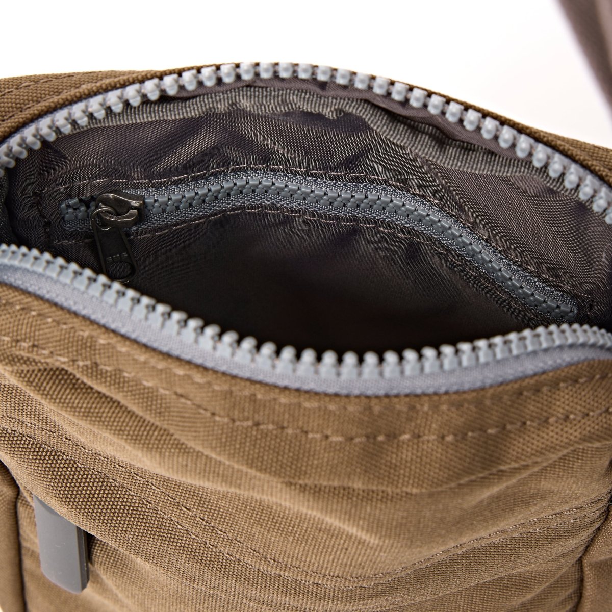 Bond Pocket Crossbody Bag in Sea Spray - RUTHERFORD & Co
