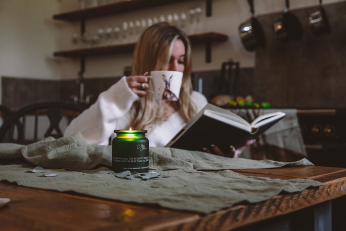 Bone China Mug/The Meadow/Hare - RUTHERFORD & Co