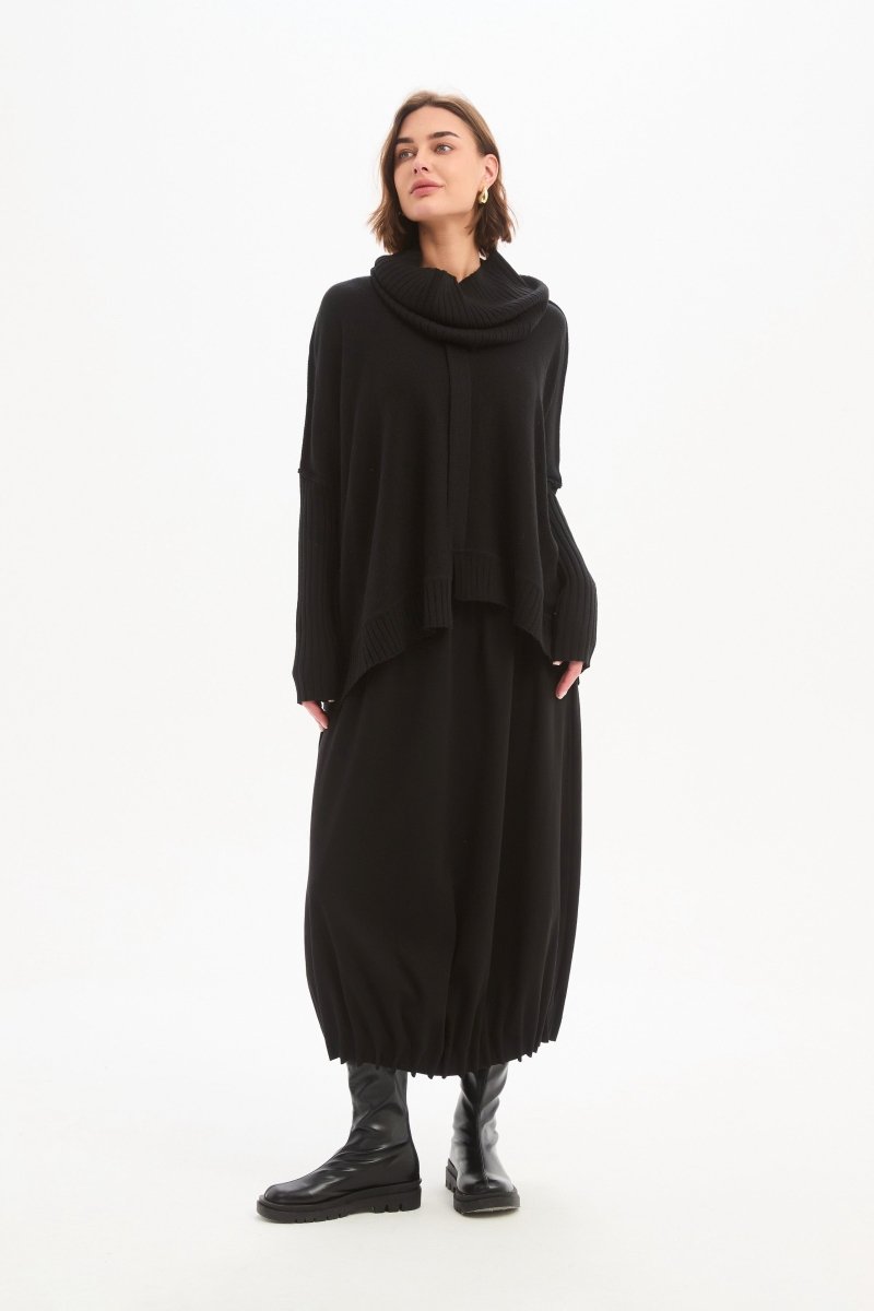 Boxy Rib Sleeve Knit Black - RUTHERFORD & Co