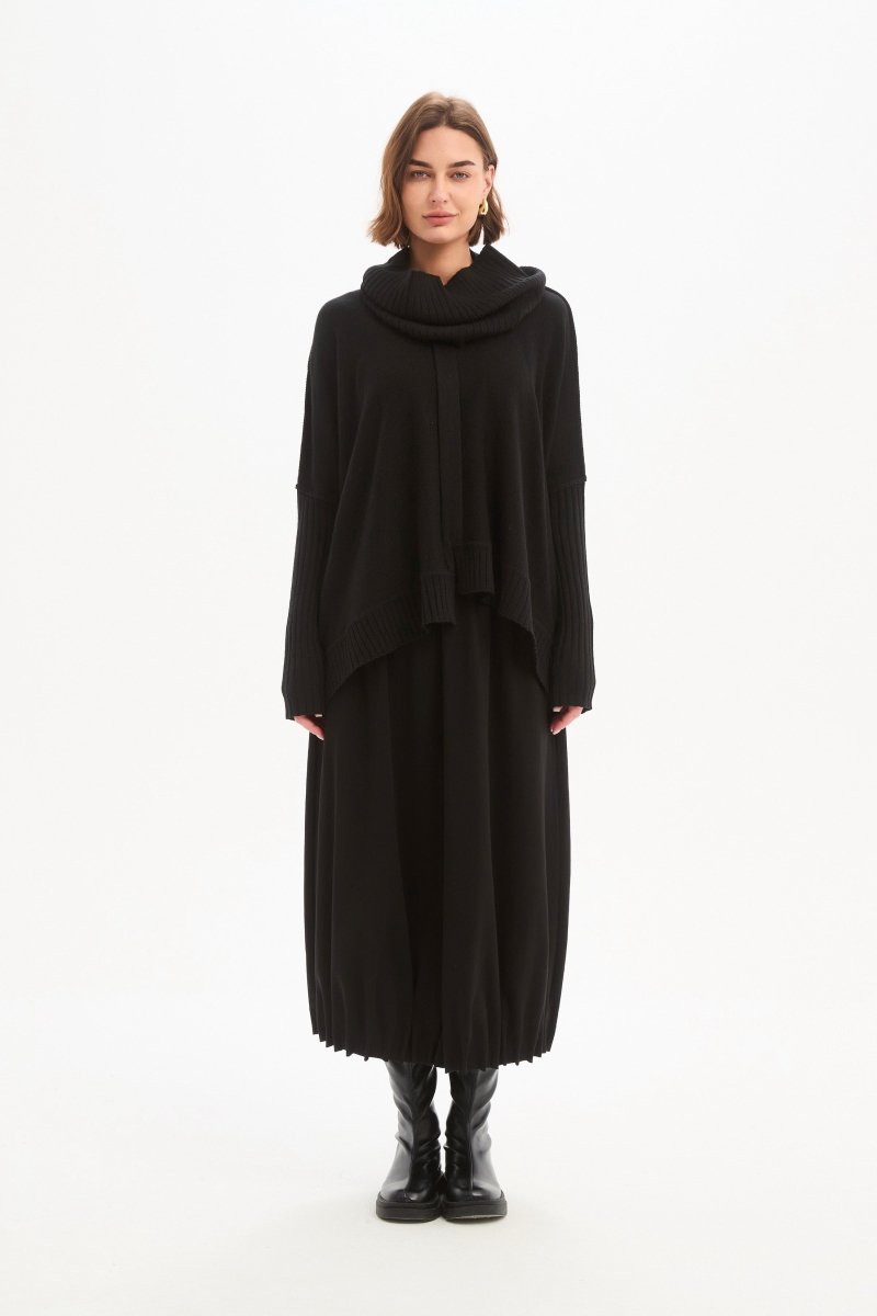 Boxy Rib Sleeve Knit Black - RUTHERFORD & Co