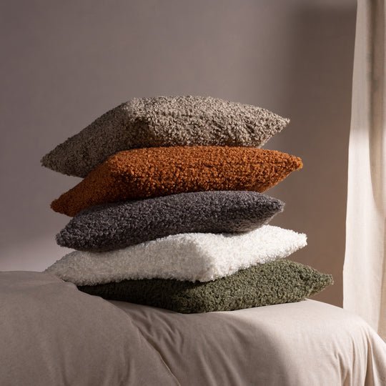 CABU CHUNKY BOUCLE FILLED CUSHION - RUTHERFORD & Co