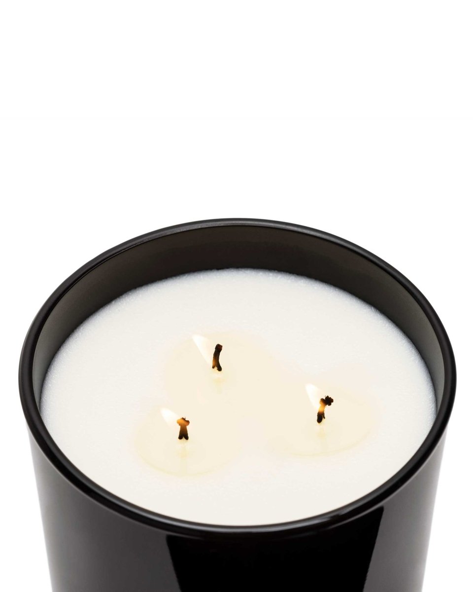 Candle Bulgarian Rose & Oud XL - RUTHERFORD & Co