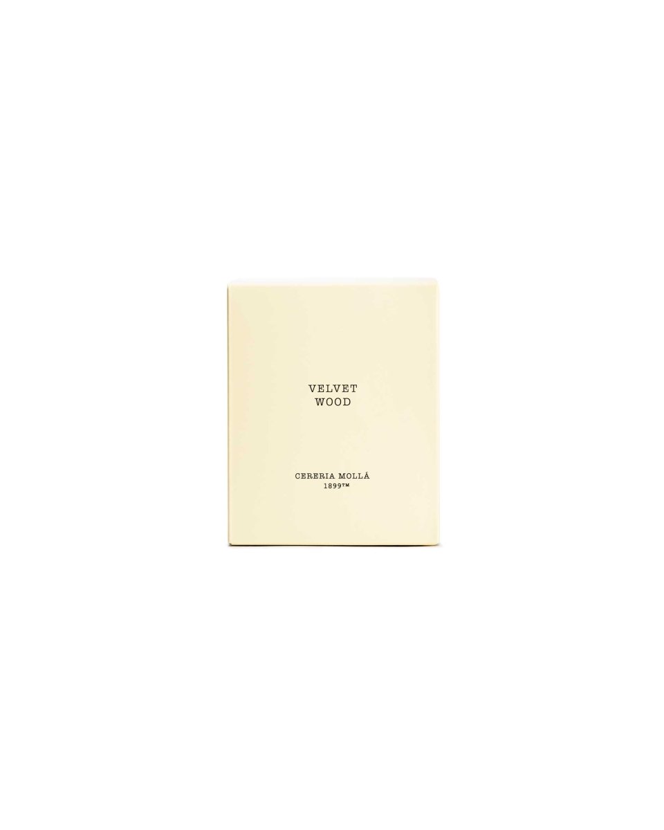 Candle Velvet Wood 230g - RUTHERFORD & Co