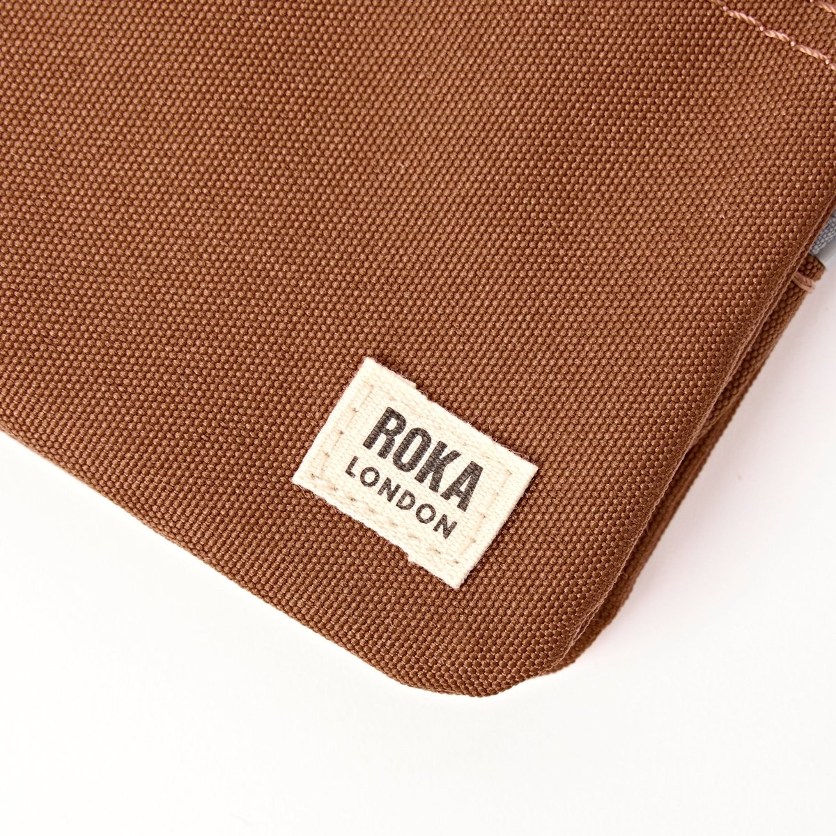 Carnaby Wallet in Cinnamon - RUTHERFORD & Co
