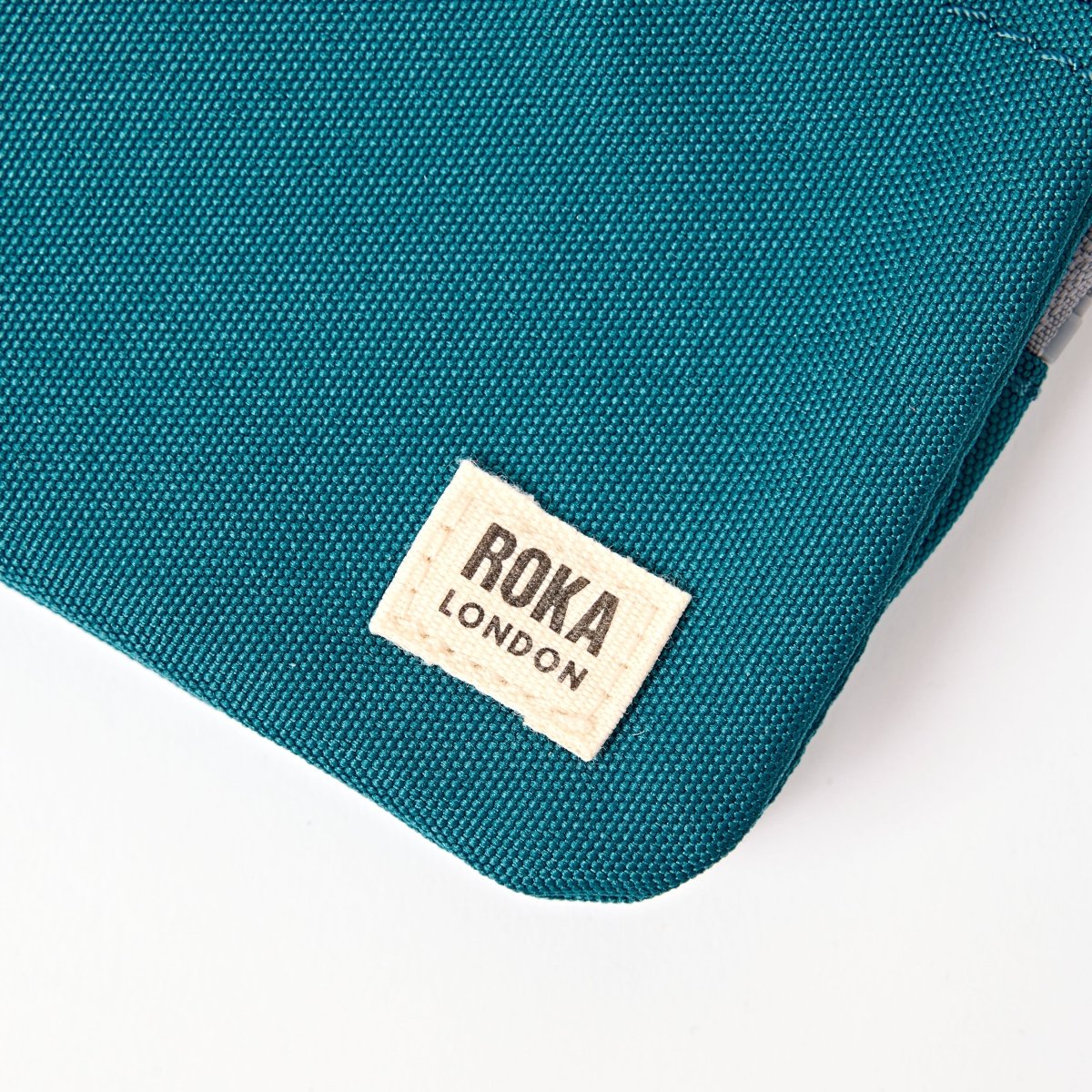 Carnaby Wallet in Deep Teal - RUTHERFORD & Co