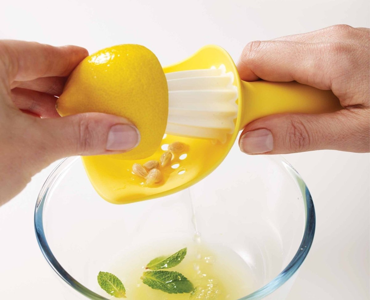 Catcher™ Yellow Citrus Reamer - RUTHERFORD & Co