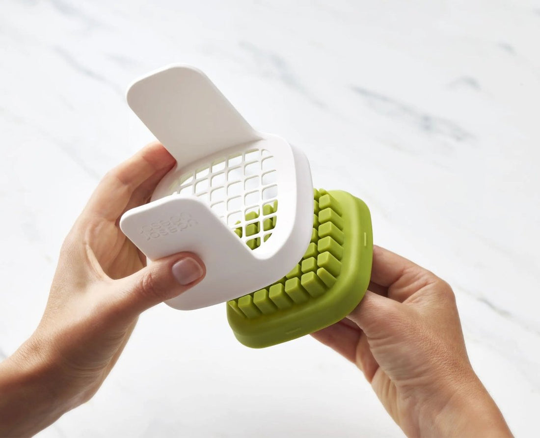 ChopCup™ White Vegetable Chopper - RUTHERFORD & Co