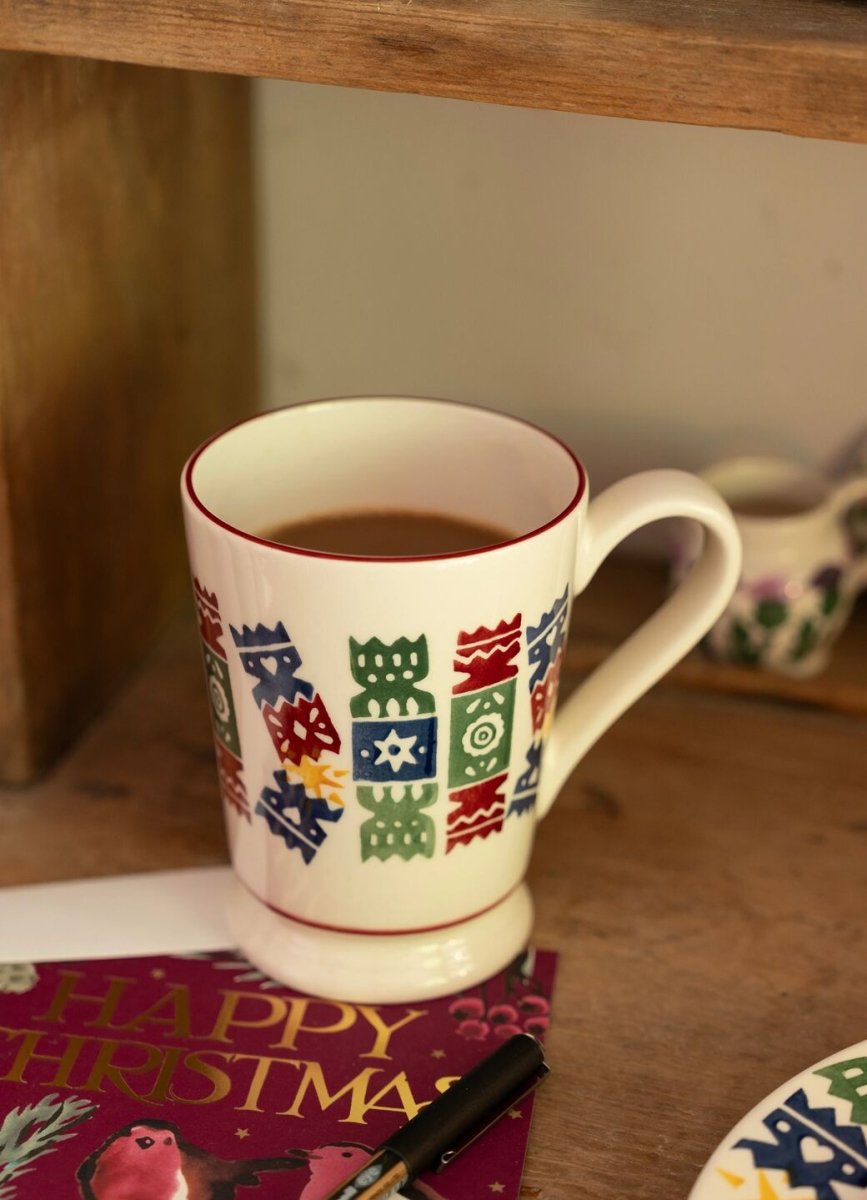 Christmas Crackers Cocoa Mug - RUTHERFORD & Co