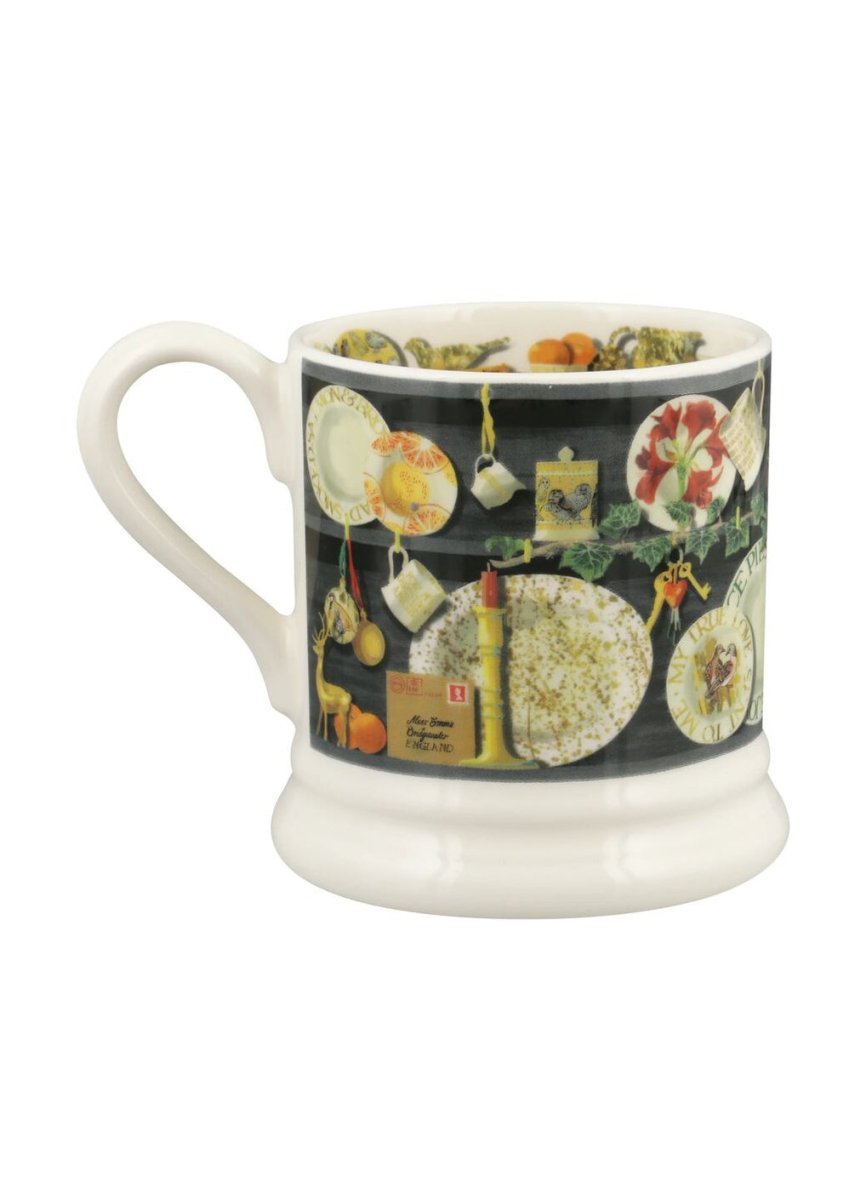 Christmas Dresser 1/2 Pint Mug - RUTHERFORD & Co