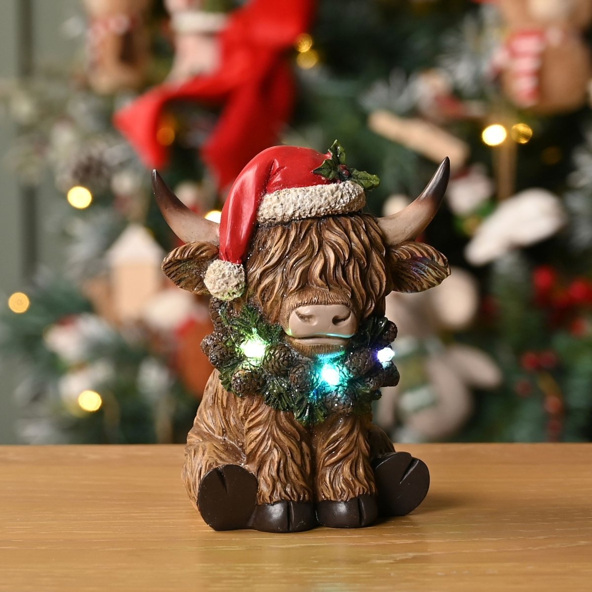 Christmas Highland Cow with LED Lights 14cm - RUTHERFORD & Co