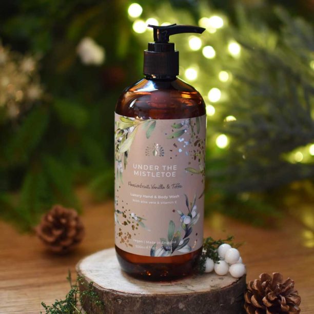 Christmas Tidings Hand Wash 500ml - RUTHERFORD & Co