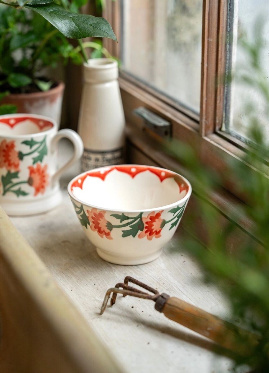 Chrysanthemum Small Old Bowl - RUTHERFORD & Co