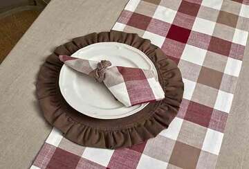 Circular Ruffle Edge Placemat - RUTHERFORD & Co