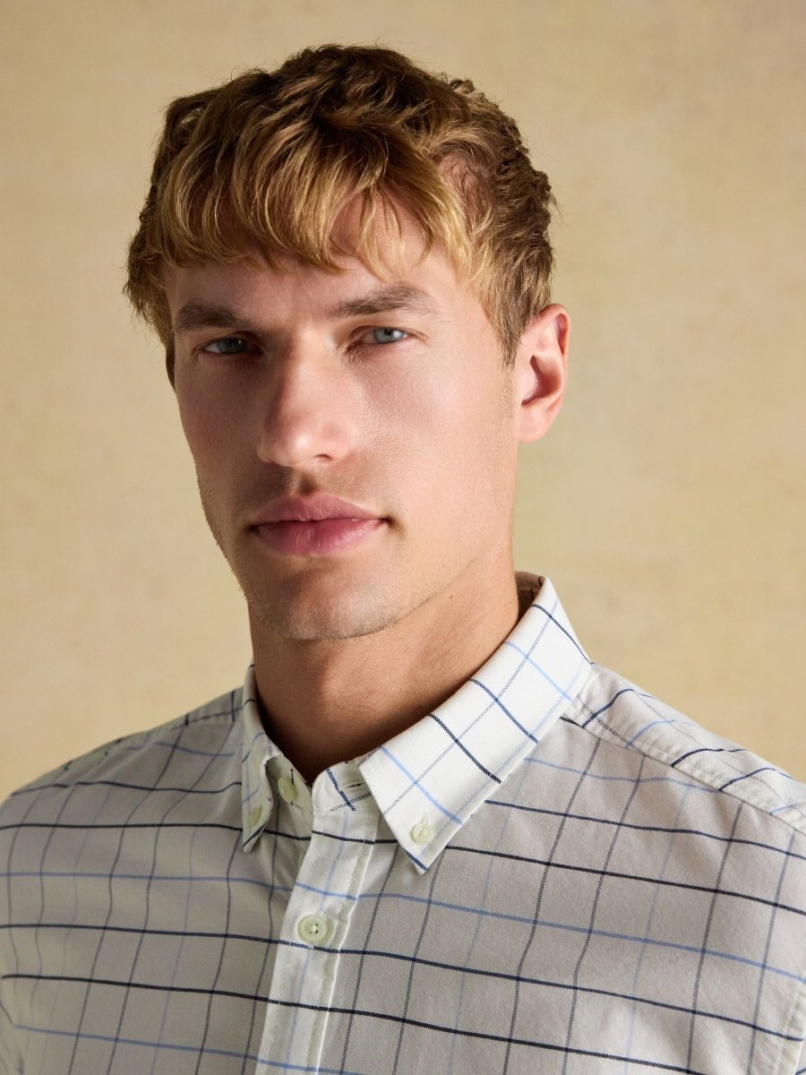 Classic Fit White Blue Checked Cotton Oxford Shirt - RUTHERFORD & Co