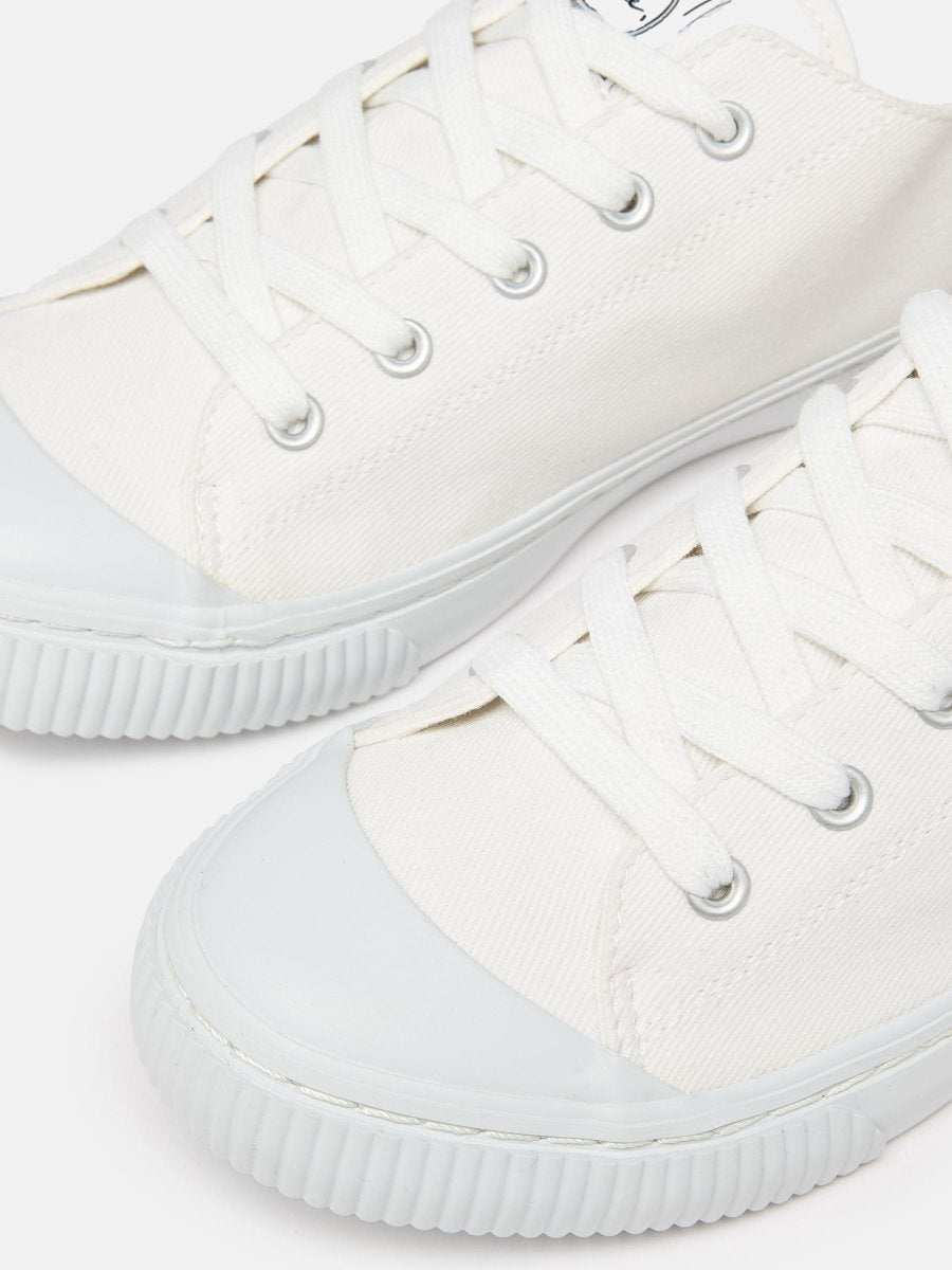 Coast White Canvas Pumps - RUTHERFORD & Co