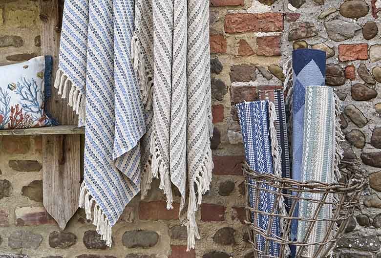 Cowrie recycled cotton throw natural - RUTHERFORD & Co