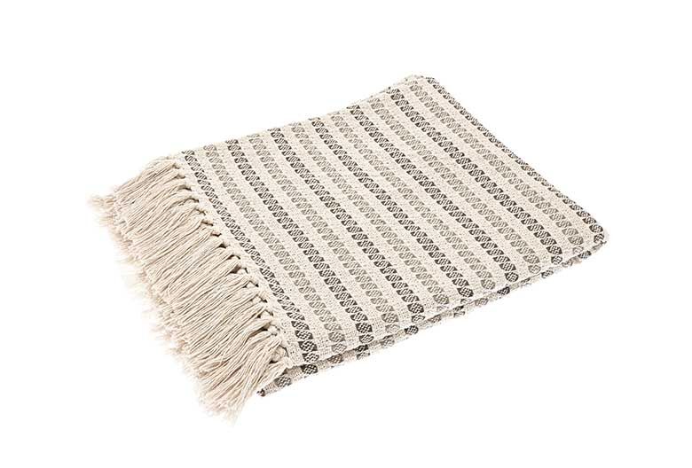 Cowrie recycled cotton throw natural - RUTHERFORD & Co