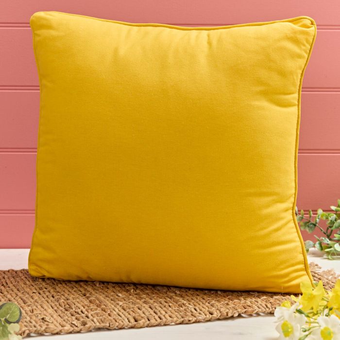 DAFFODIL FLORAL CUSHION 45 x 45cm - RUTHERFORD & Co