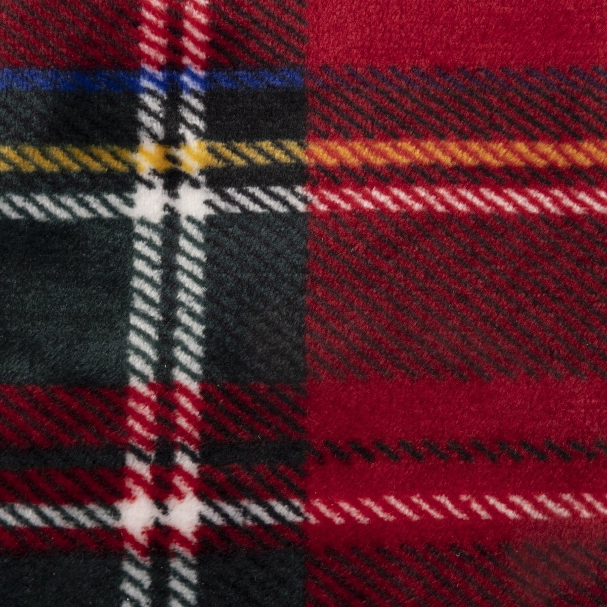 Decoris Throw - Red - RUTHERFORD & Co
