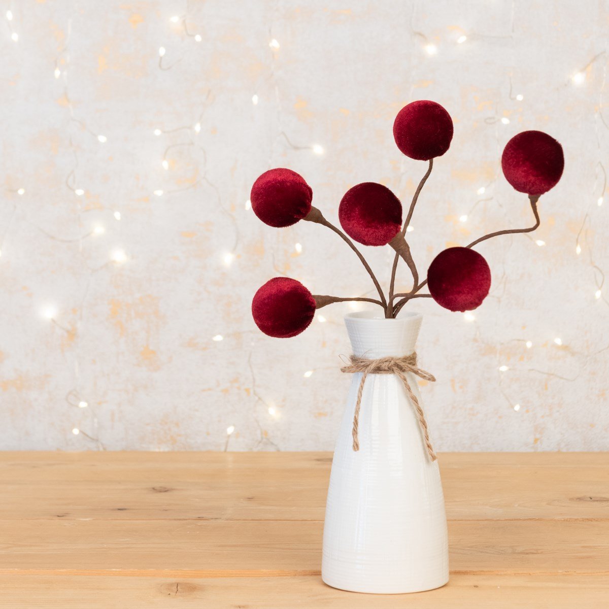 Deluxe Velvet Ball Spray - Burgundy - RUTHERFORD & Co