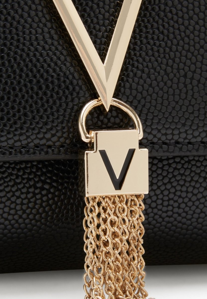 Divinia Pochette Bag - RUTHERFORD & Co