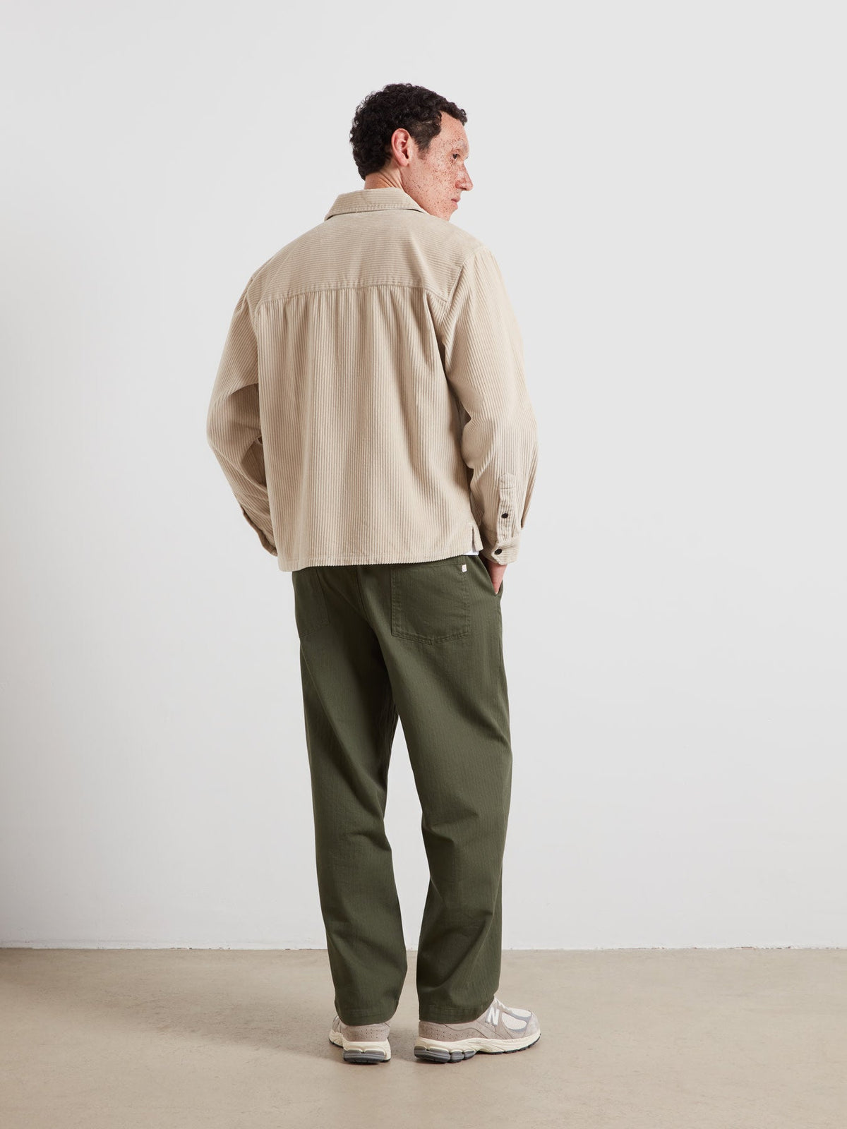 Sawyer Cord Overshirt In Putty